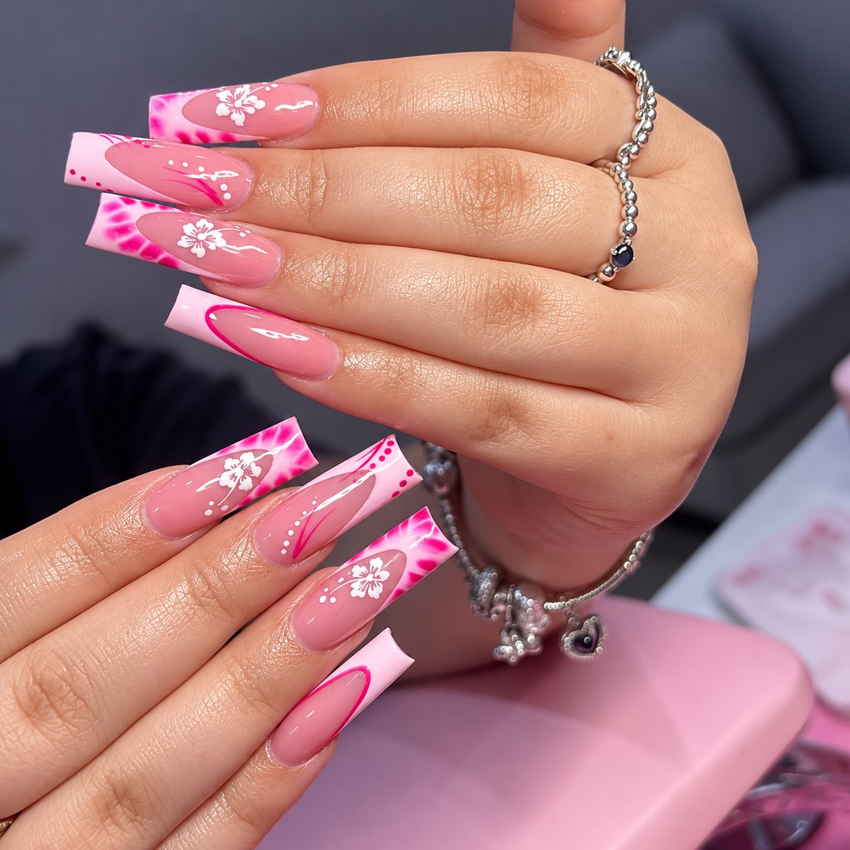Rosie Nails and Beauty Salon 35